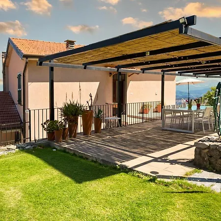 بيت ضيافة Il Collina - Poets'vista 4*
